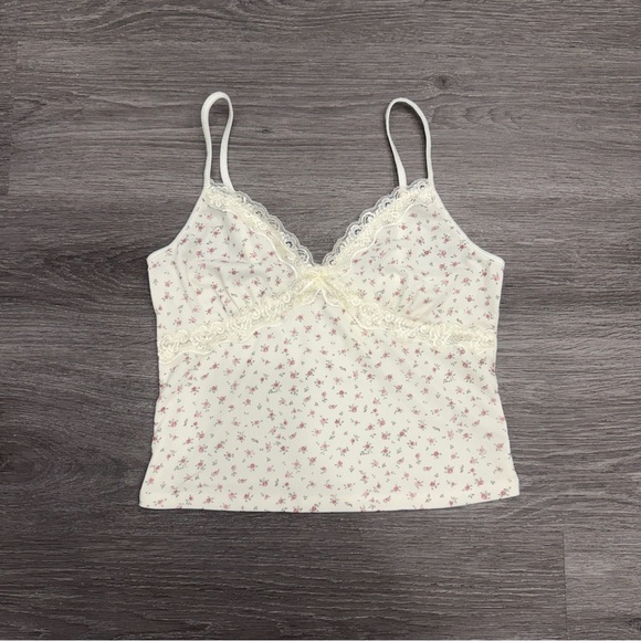 Tops - 3X$25‼️ NWT Pink Rose Cami Top Size Large